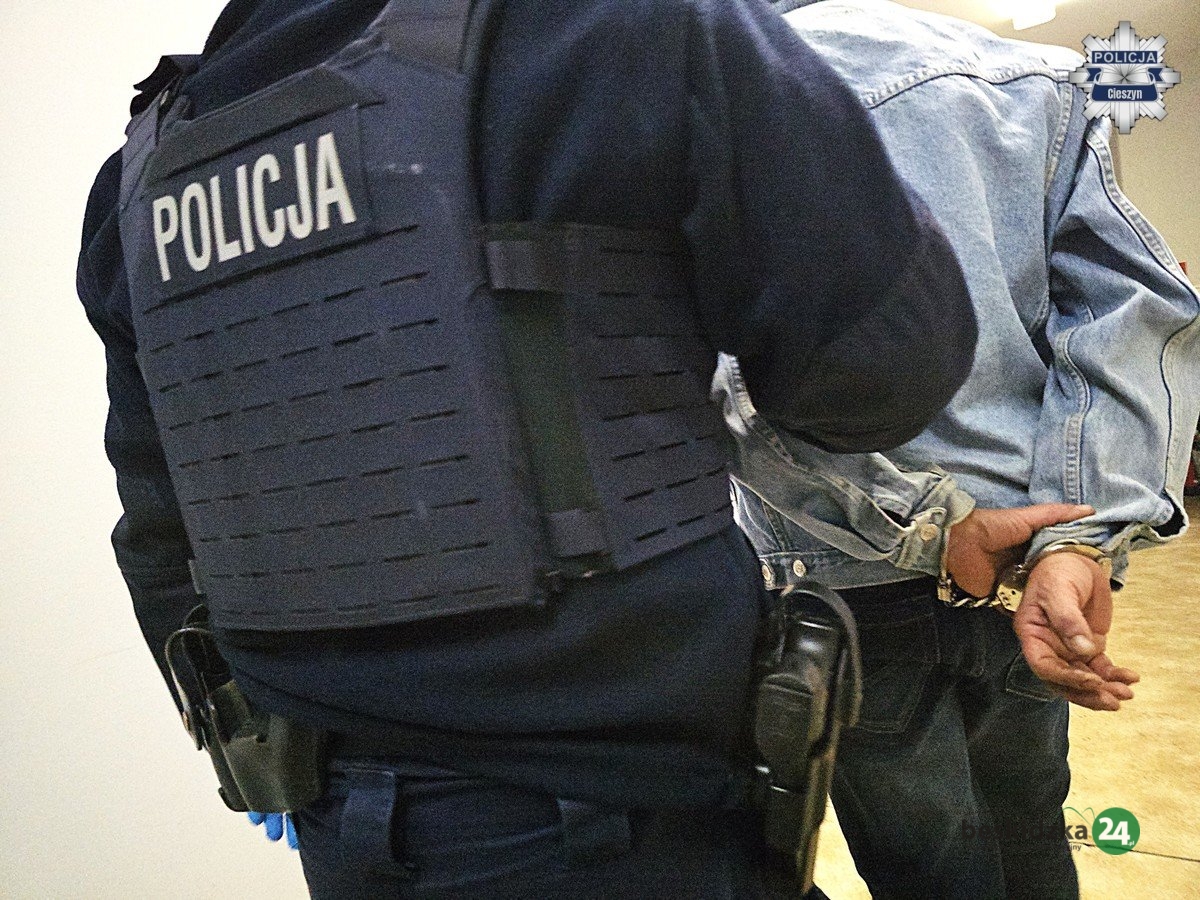 Ogień przed MOPS-em nie był przypadkiem. 50-latek przyznał się do winy