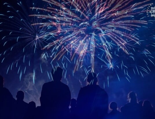 Huczna zabawa, ale z rozsądkiem. Policja apeluje o ostrożność w sylwestra