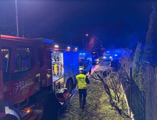 Groźny wypadek rowerzysty. Leżał w rowie bez oznak życia