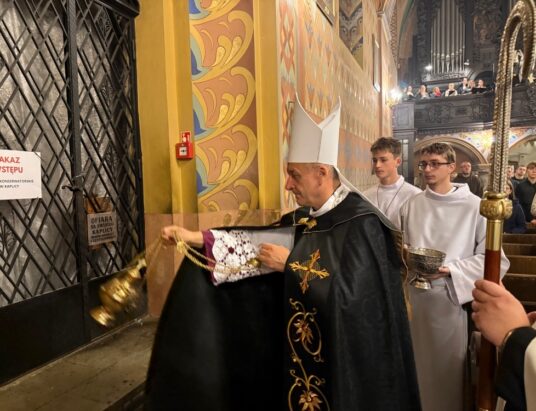 Nie musisz unikać mięsa w święta. Biskup udzielił dyspensy na piątek