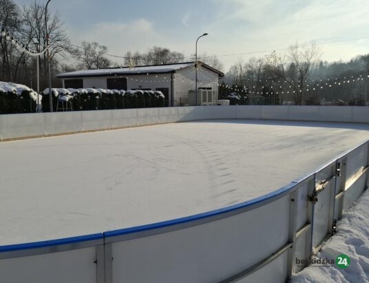W piątek startuje lodowisko w Makowie Podhalańskim