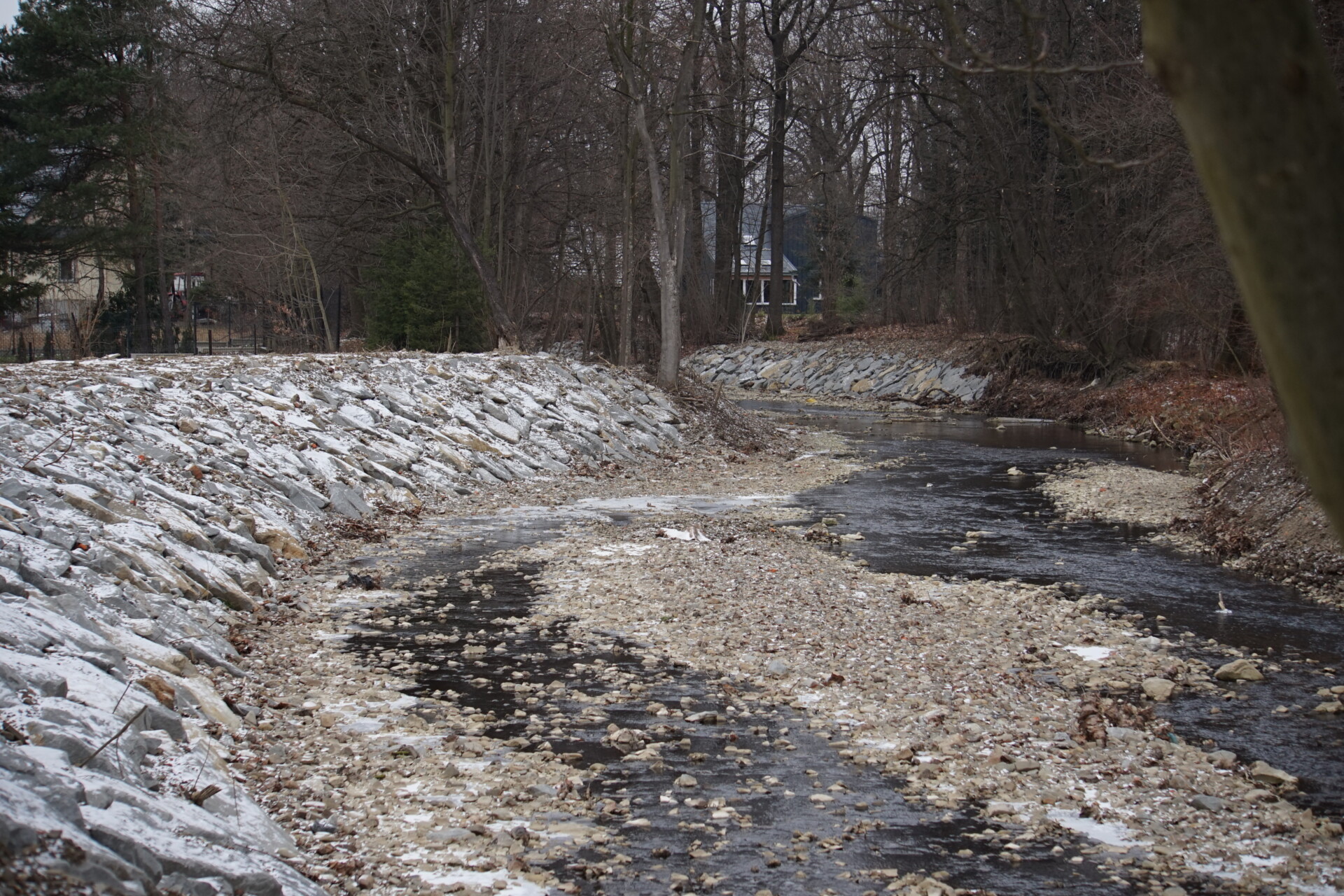 Prace przeciwpowodziowe na potoku Pisarzówka zakończone
