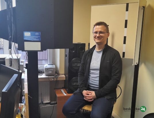 Aktor na komendzie. Uczył się od technika kryminalistyki