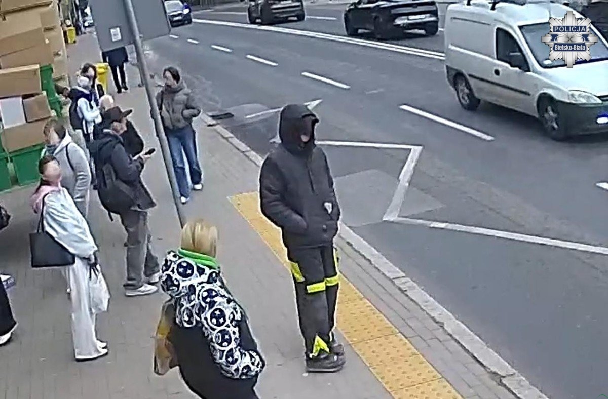 Rasista w autobusie. Opluł 12-latka o ciemnym kolorze skóry