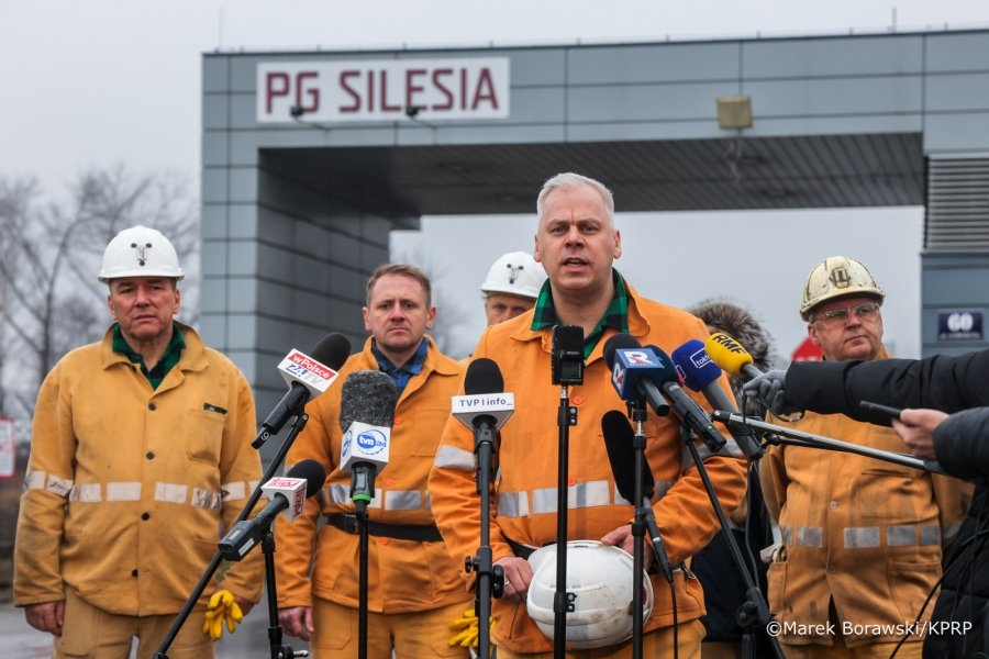 Prezydenccy ministrowie w kopalni Silesia. Trwa podziemny protest