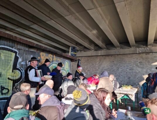 Wigilia pod Wiaduktem w Cieszynie. Tam, gdzie rodzi się ciepło