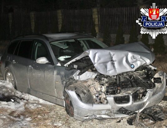 Pijana kobieta roztrzaskała bmw w Toporzysku