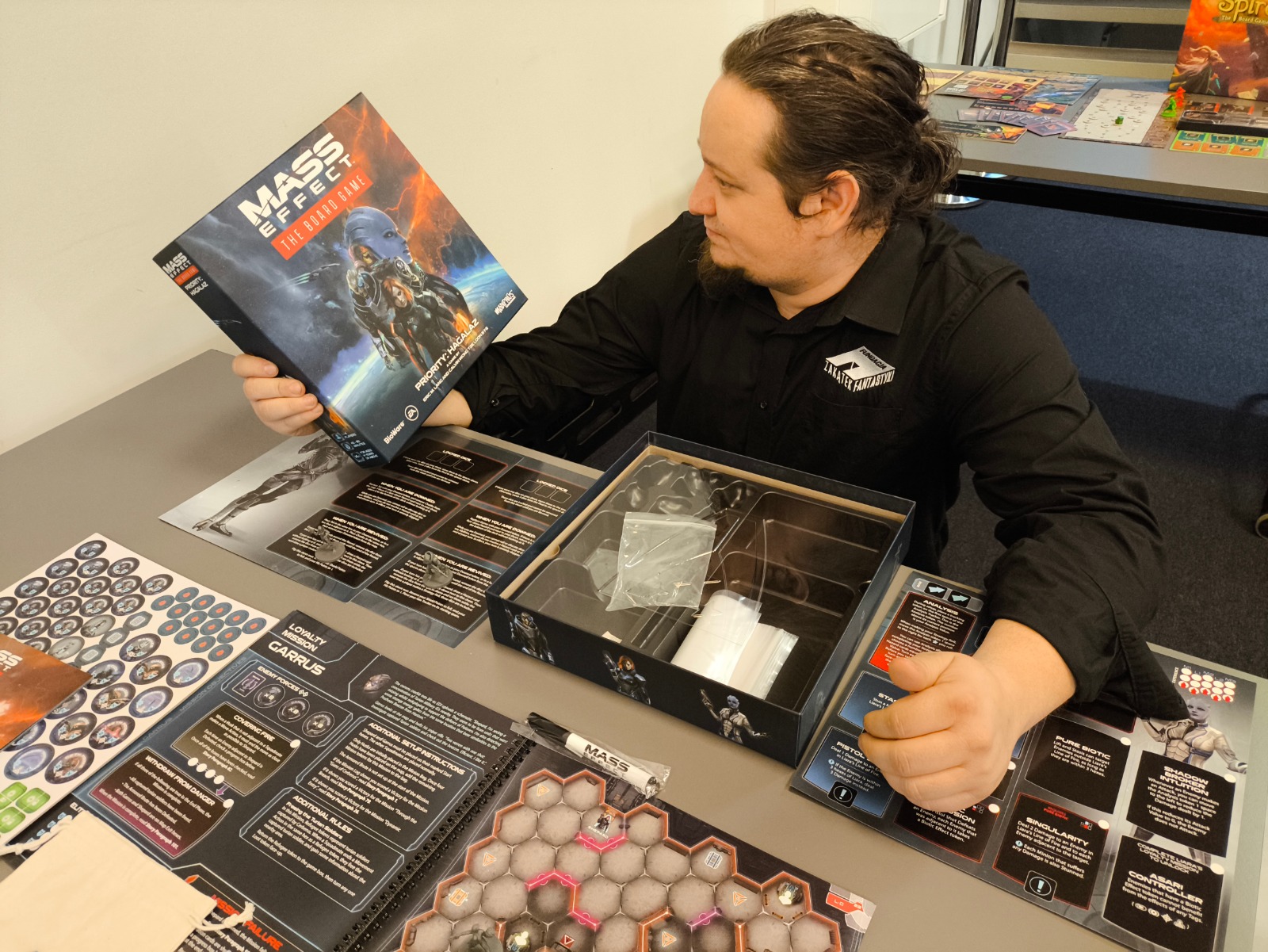 „Odłączamy ludzi od prądu”. Z wizytą w Zakątku Fantastyki