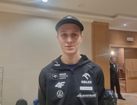 W Insbrucku bez skoczków WSS Wisła. Szokująca dyskwalifikacja Pawła Wąska