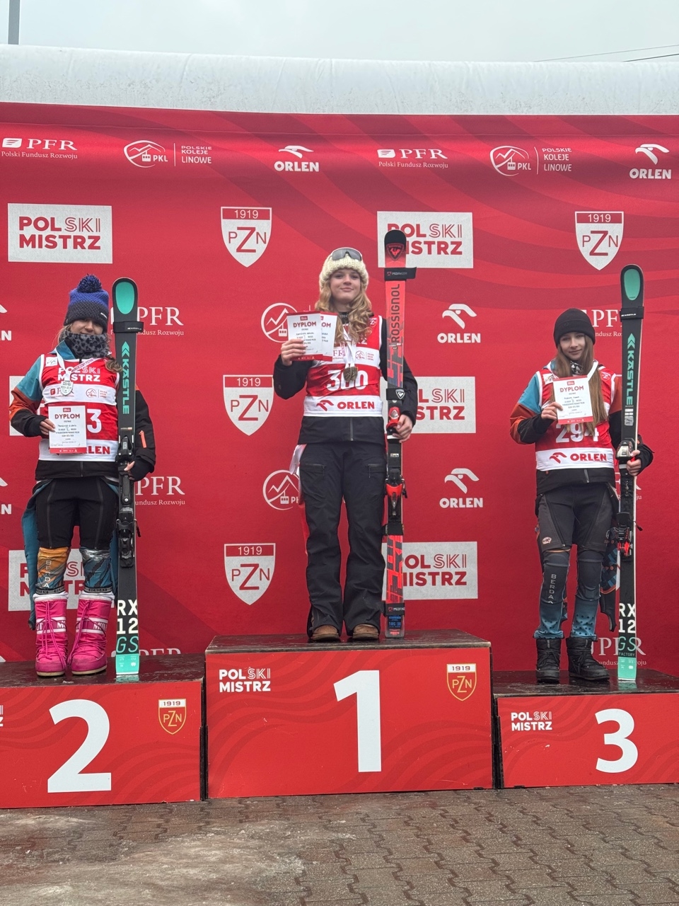 Sukcesy narciarzy z ustrońskiego klubu, osiągnięte na trasach COS w Szczyrku