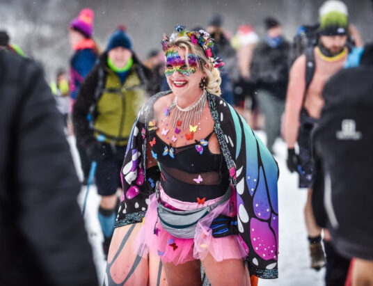 W krótkich gaciach na Czantorię – siódmy raz dla życia. Zimowe wyzwanie z wielkim sercem