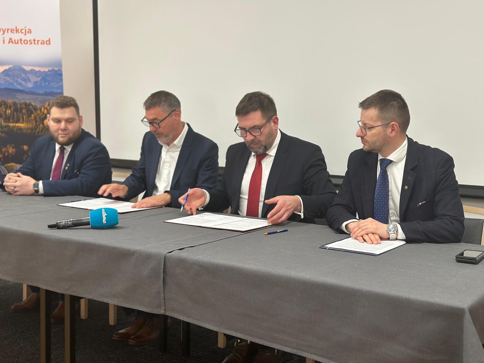 Jest czwarta umowa na geologię BDI – ZDJĘCIA