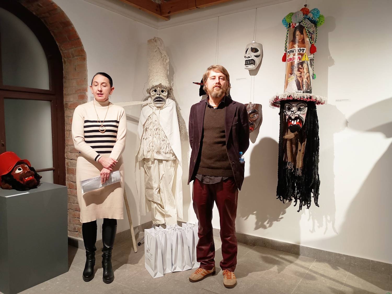 Z dziadowskiej szafy, czyli maski, stroje i kolory