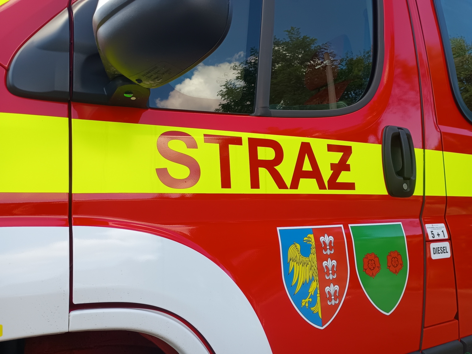 Rybarzowice: spadł z drabiny na strychu. Pomogli strażacy
