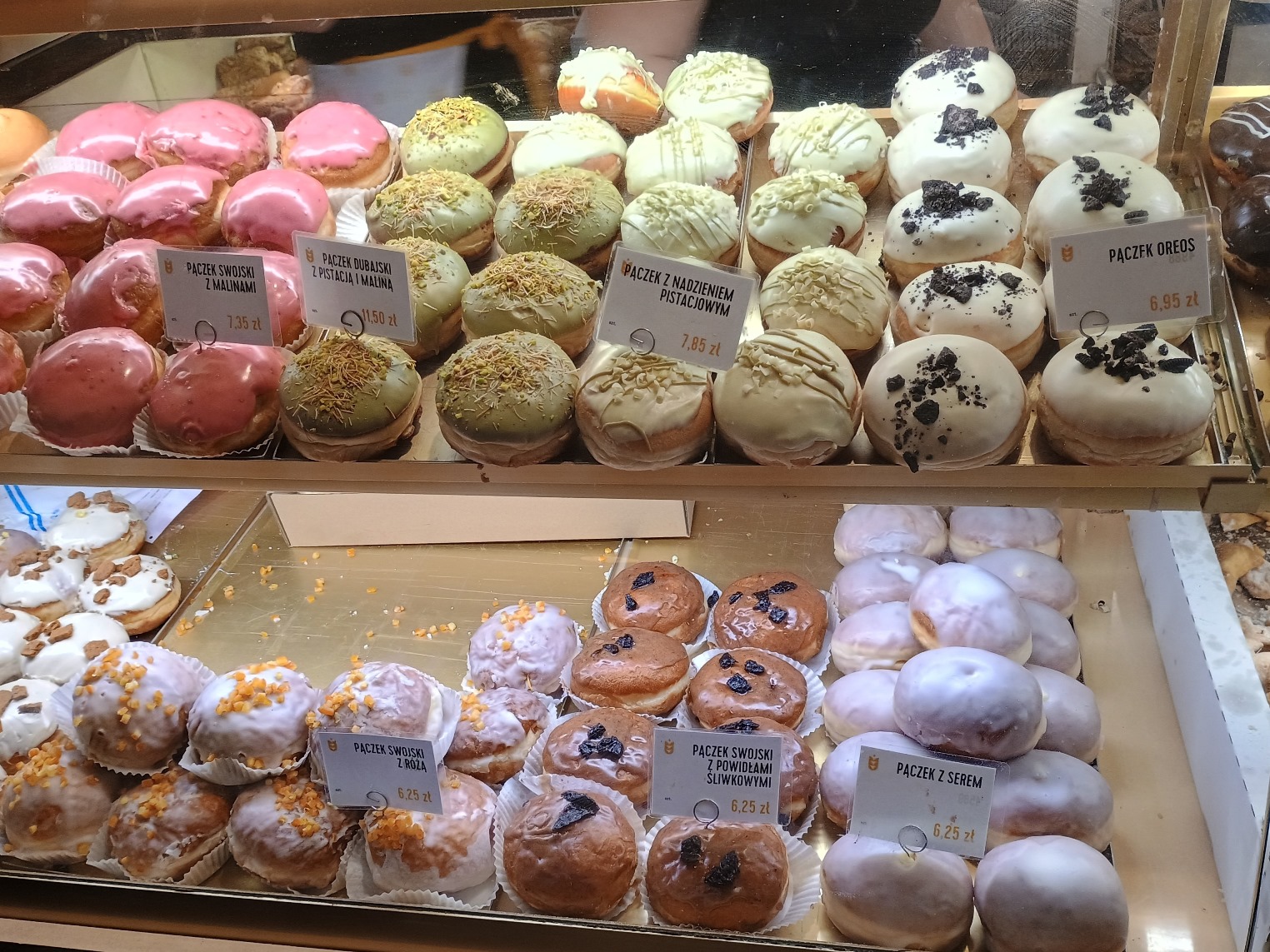 Tłusty czwartek w Bielsku-Białej. W niektórych cukierniach zabrakło pączków