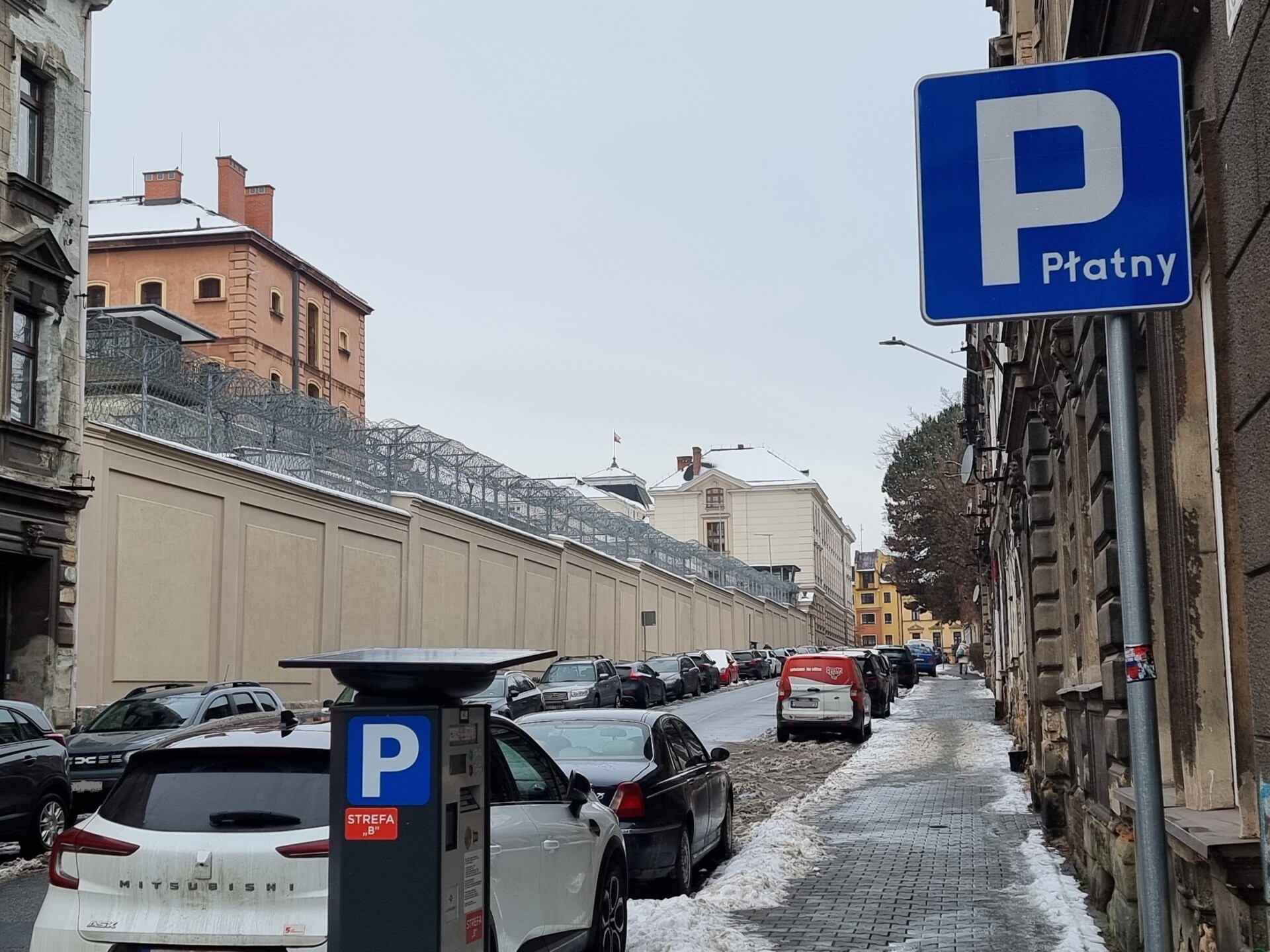 Poszerzona strefa parkowania podsumowana. Cieszyn zadowolony z efektów zmian