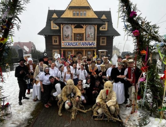 Grupy kolędnicze z Trójwsi Beskidzkiej nagrodzone podczas Góralskiego Karnawału w Bukowinie Tatrzańskiej