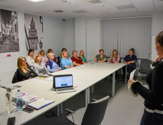 Personel uczy się empatii. Bo rozmowy z pacjentami onkologicznymi to wyzwanie