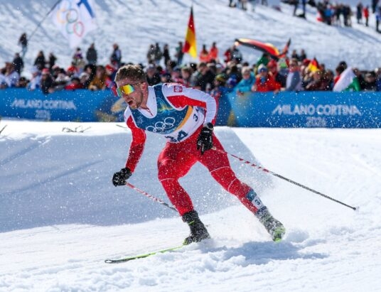 Dominik Bury po biegu na 10 km podczas zimowych igrzysk olimpijskich