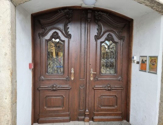 Dom Narodowy w Cieszynie zyskał reprezentacyjne wejście. Brama jak nowa