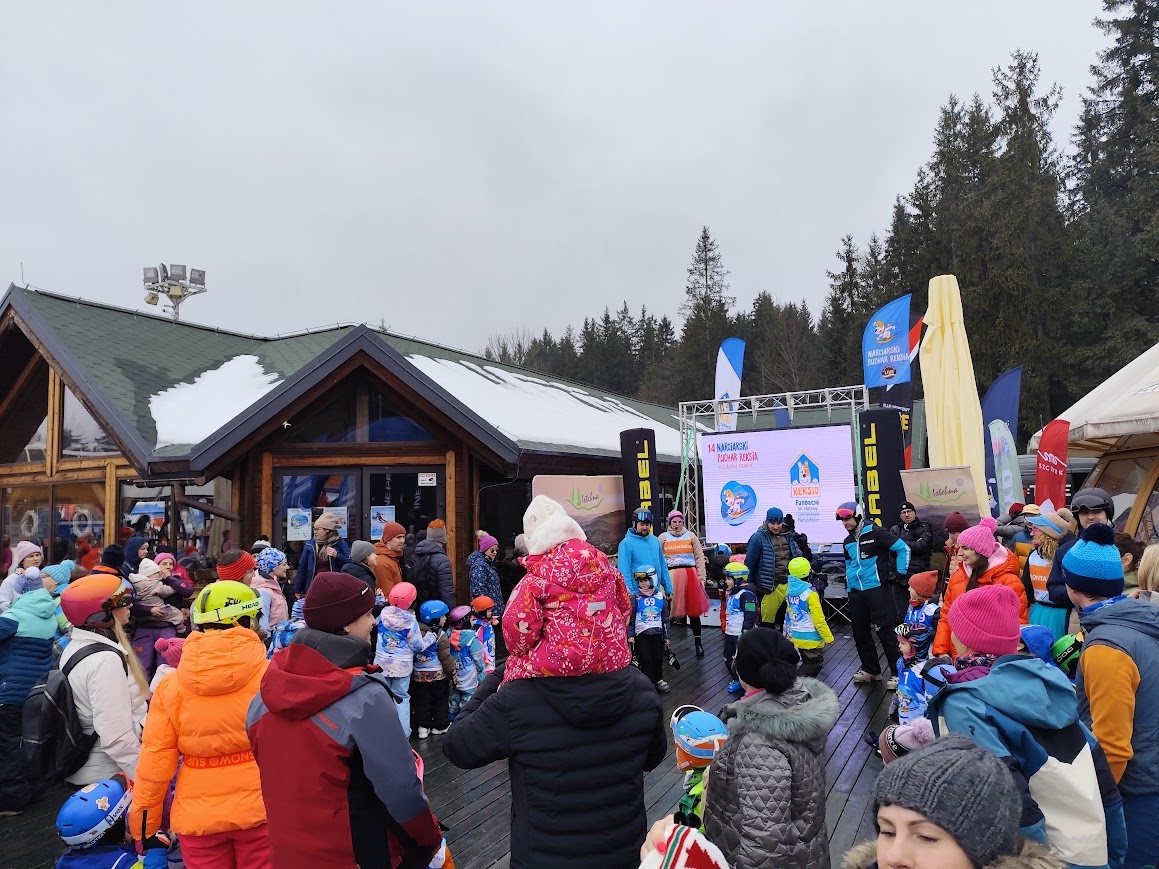 Reksio po raz pierwszy w Istebnej. Młodzi narciarze ścigali się w 14. Pucharze Reksia | ZDJĘCIA