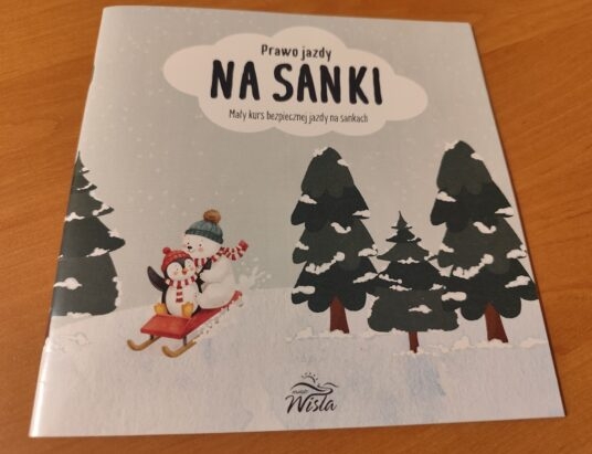 Wisła uczy najmłodszych bezpiecznej zabawy. Powstało wyjątkowe „prawo jazdy na sanki”