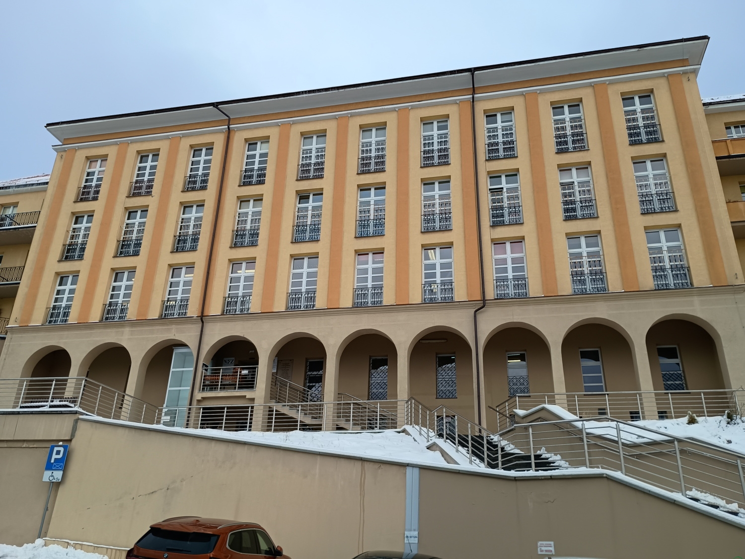 Ponad 700 tysięcy złotych na remont szpitala w Wilkowicach-Bystrej