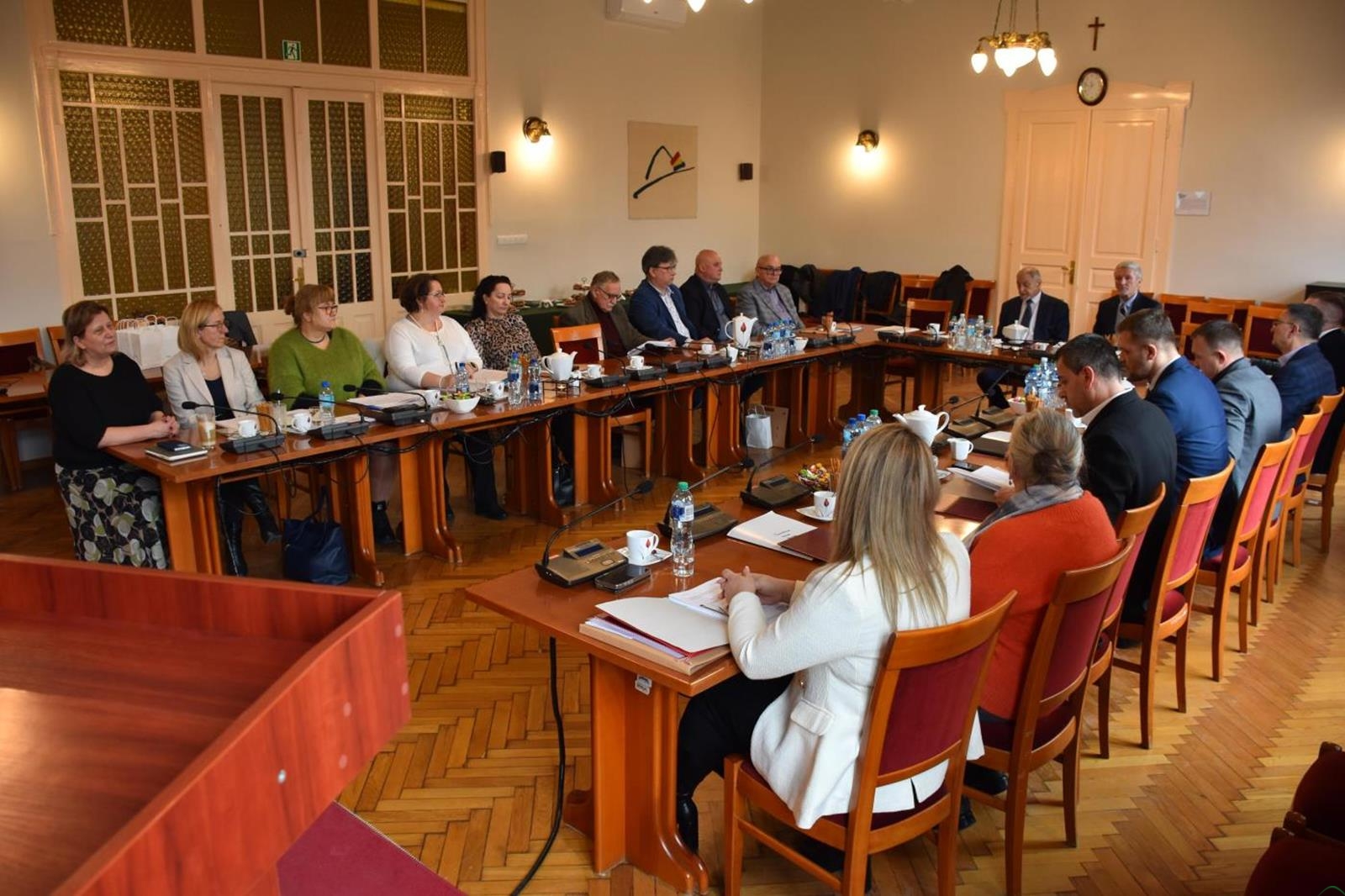 Zebrała się Powiatowa Rada Rynku Pracy w Żywcu. Mają nad czym debatować! – ZDJĘCIA