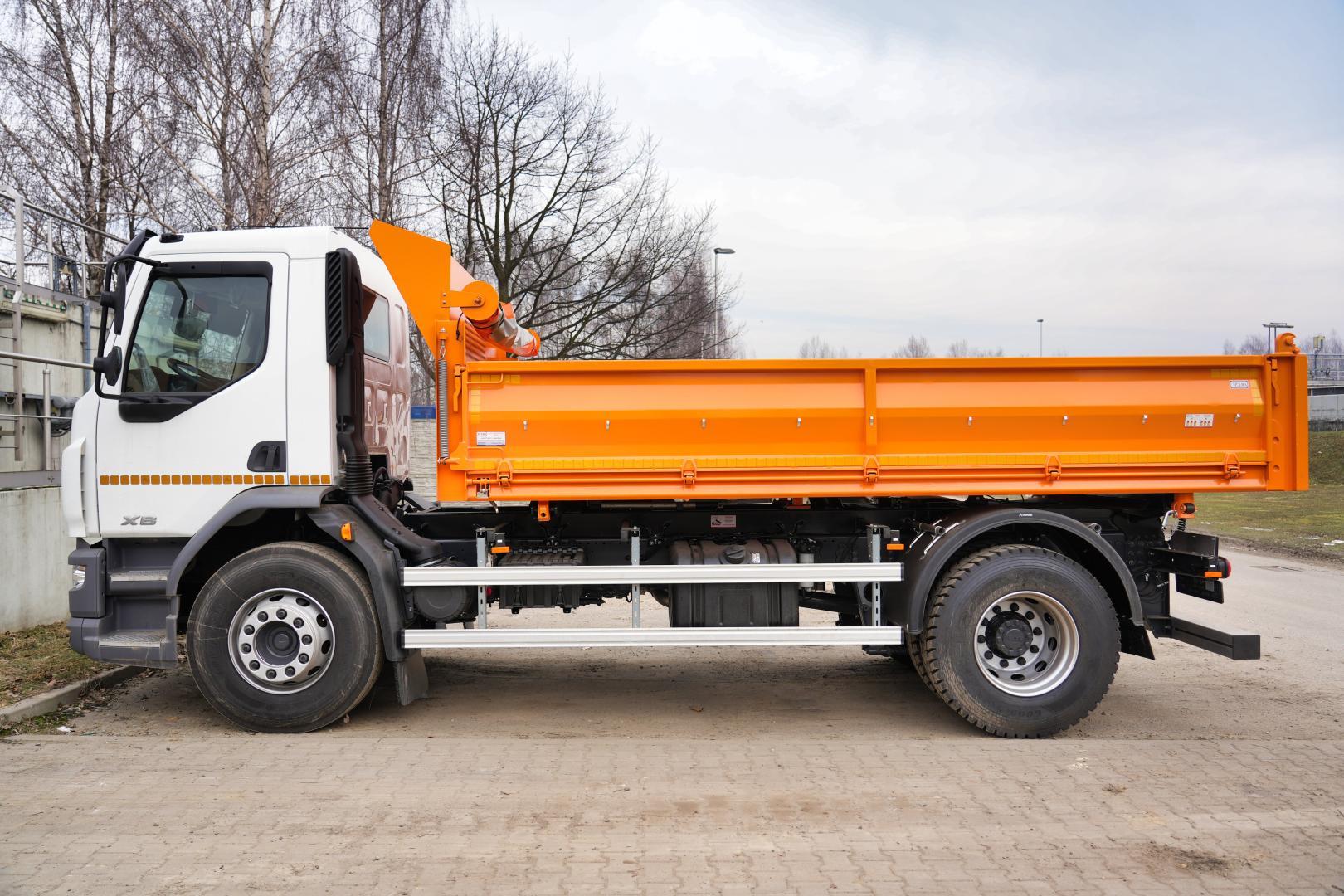 Czechowice-Dziedzice kupiły sprzęt za ponad 3 mln zł. Ma pomóc w sytuacjach kryzysowych | WIDEO, ZDJĘCIA