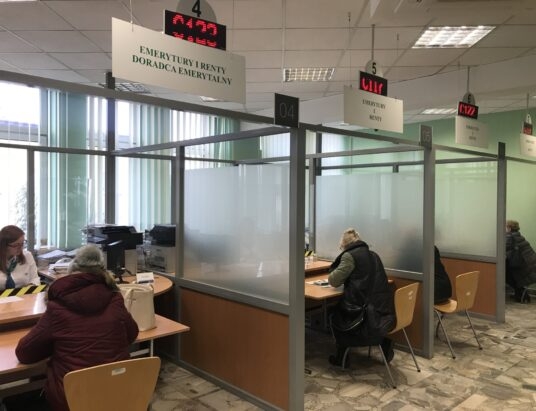 Dorabiałeś do wcześniejszej emerytury lub renty? Pamiętaj o rocznym rozliczeniu z ZUS