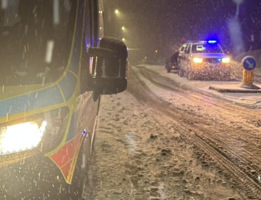 Drogowy armagedon. Nieprzejezdne drogi i wypadki karetek