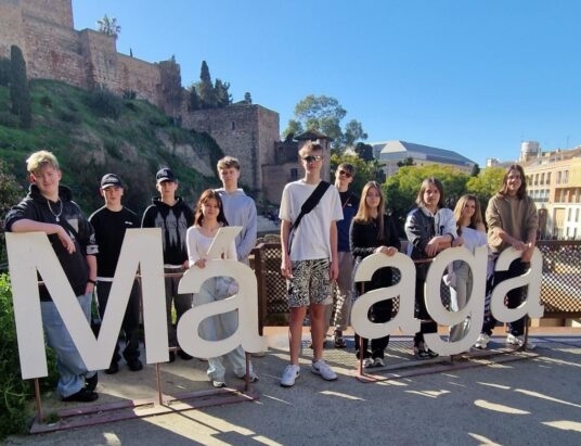 Uczniowie z Międzyświecia na zawodowych praktykach w Hiszpanii. Logistycy zdobywali doświadczenie w Maladze