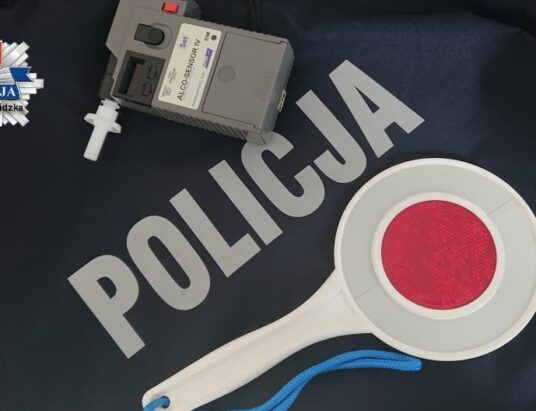 Przyjechał do sklepu na „podwójnym gazie”