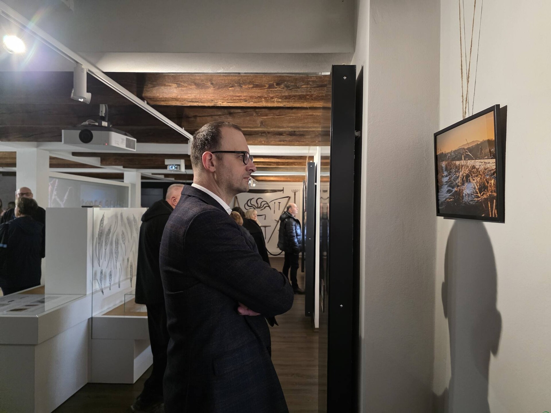 Wystawa „Prastarzików Duchy”. Sztuka, lokalna historia i pomoc dla Łukasza w Domu Przyrodnika w Hażlachu