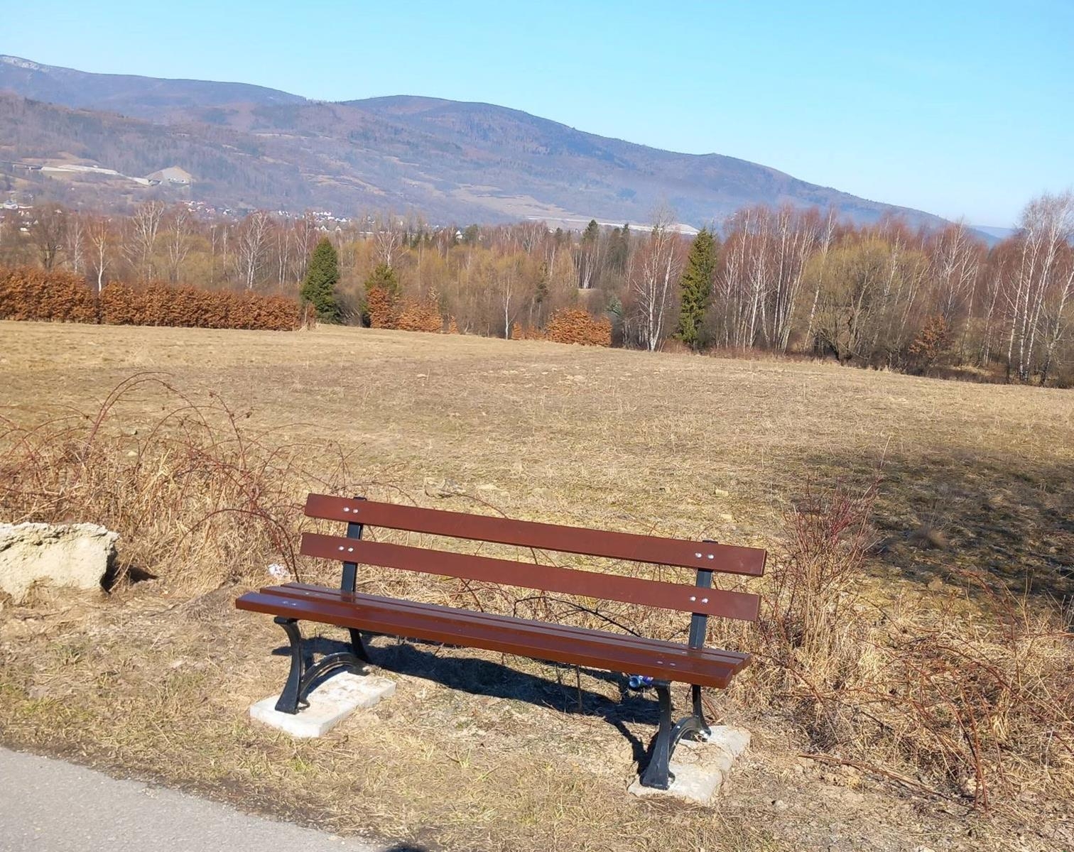 Milówka: Gdzie jest ławka? Apel o zwrot – ZDJĘCIA