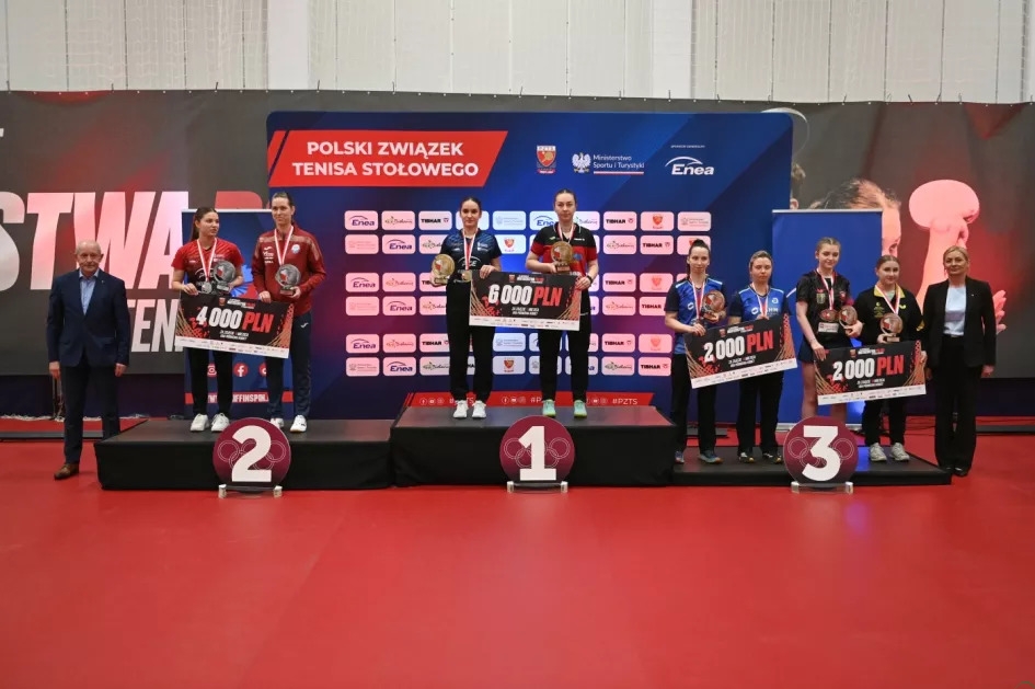 Ilona Sztwiertnia ze srebrem Mistrzostw Polski w tenisie stołowym