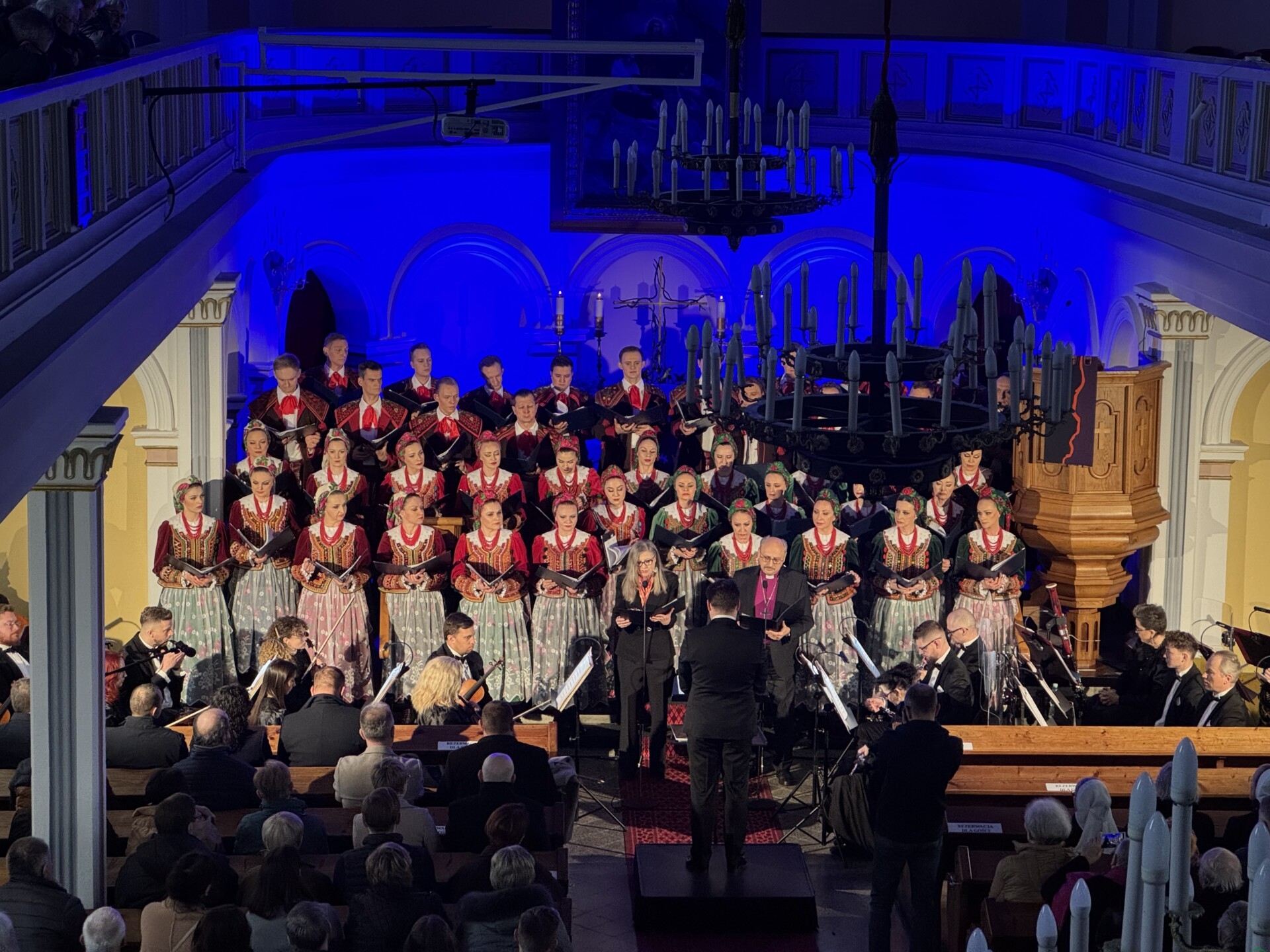 Muzyka, która zatrzymuje myśli… Zespół „Śląsk” w Drogomyślu | FOTO