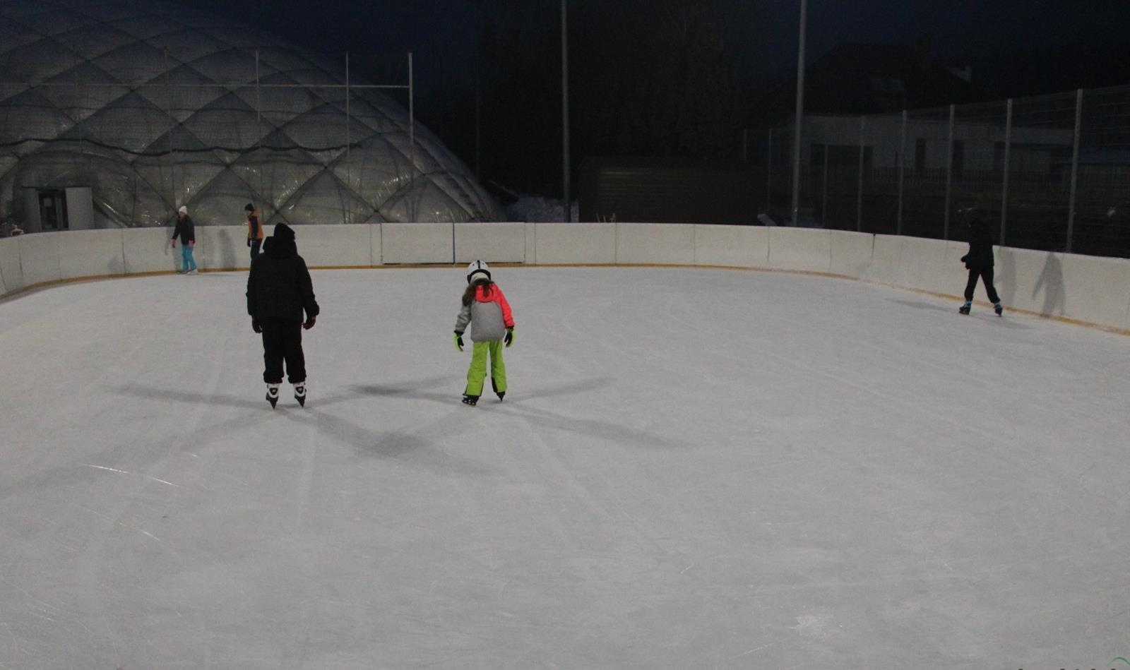 Ostatni dzień z lodowiskiem w Zawoi – WIDEO