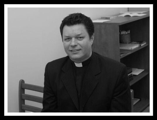Zmarł pochodzący z Cieszyna ks. Mirosław Sikora. Pogrzeb odbędzie się w Goleszowie