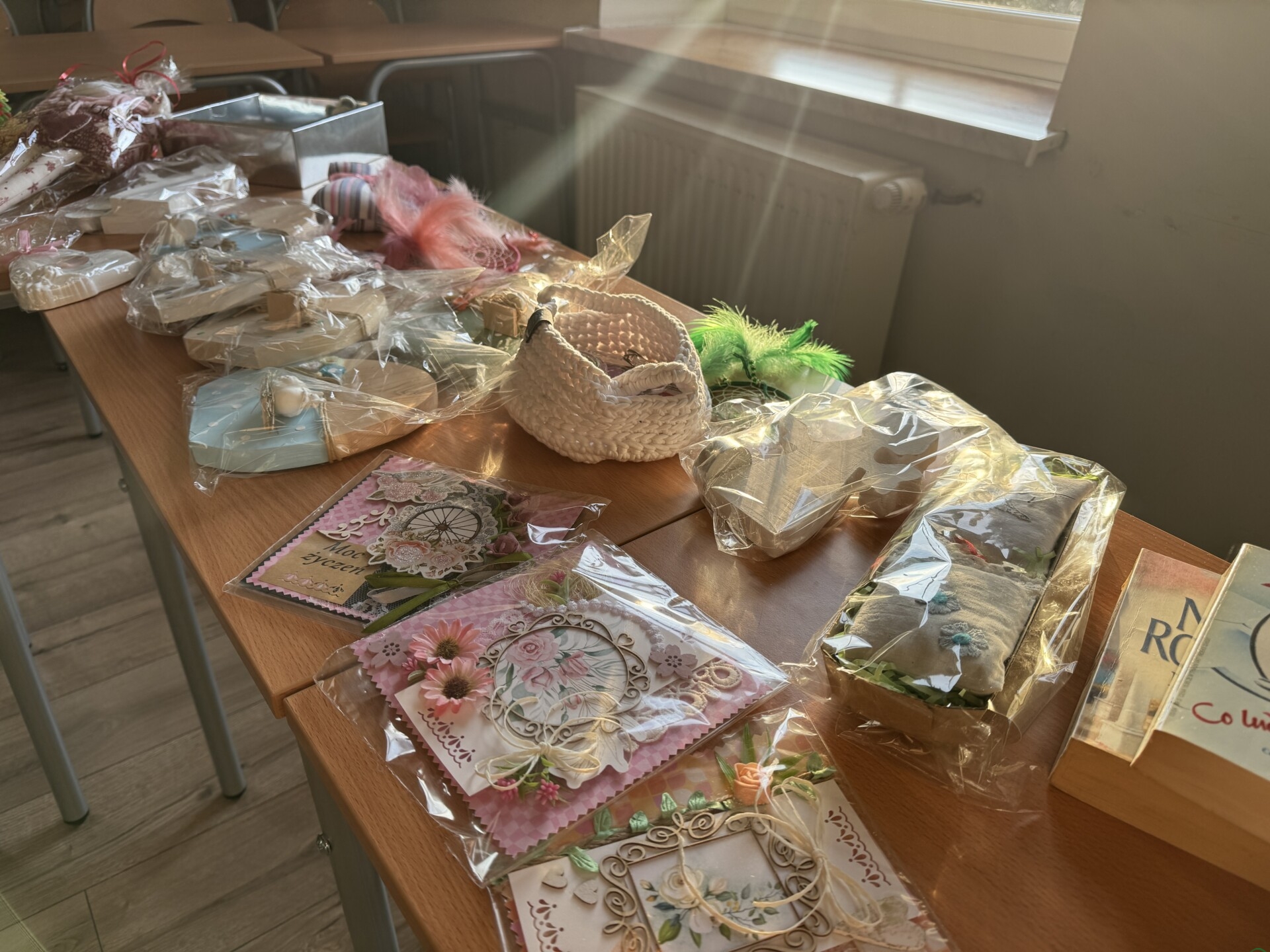 Kobiety dla kobiet – szkolny Dzień Kobiet na rzecz hospicjum