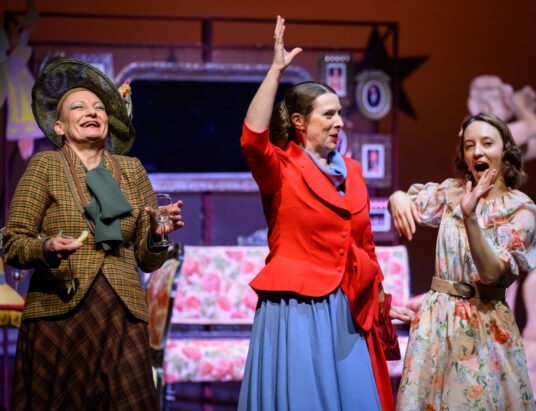 „Niewolnice z Pipidówki” po premierze. Komedia Bałuckiego na Scenie Polskiej Teatru Cieszyńskiego