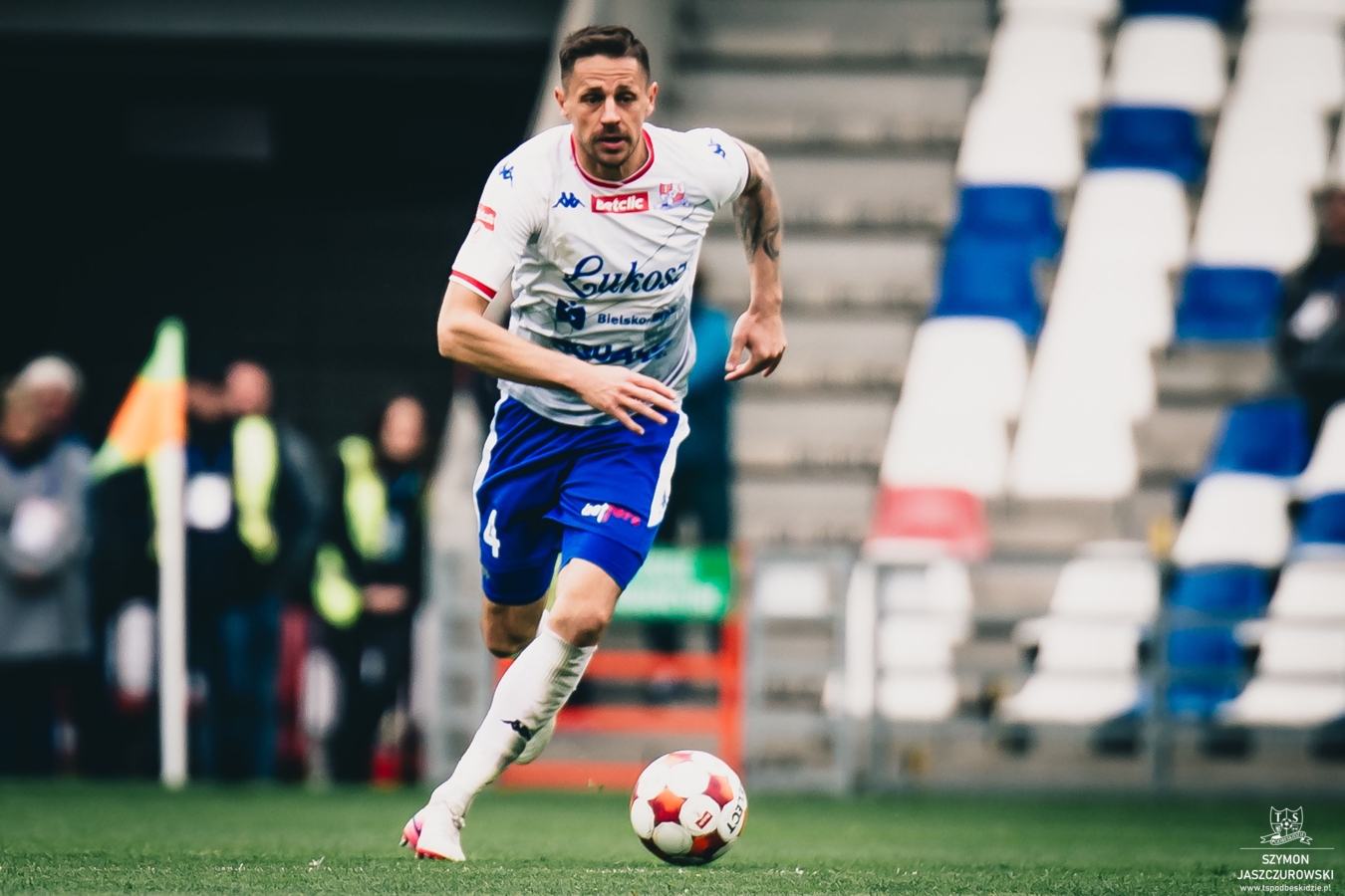 Do przerwy 0:1. A potem popis “Górali”