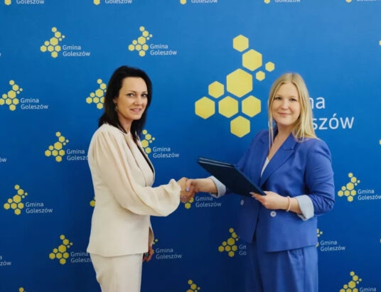 Umowa na dofinansowanie budowy sali gimnastycznej w Bażanowicach podpisana