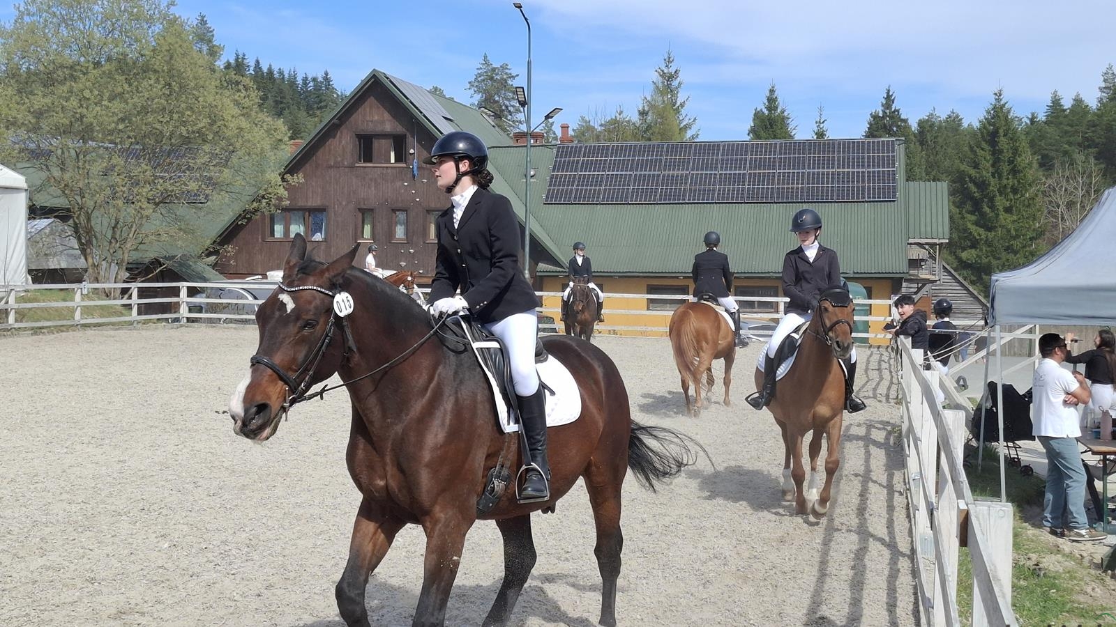 Zawody ujeżdżeniowe w Toporzysku – ZDĘCIA