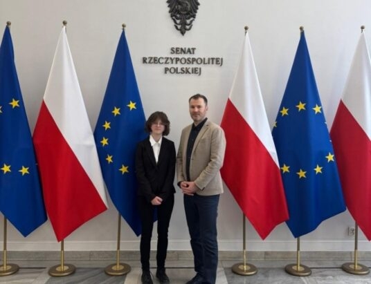 Marta Skrzypek z żywieckiego „Kopernika” w finale konkursu o Senacie