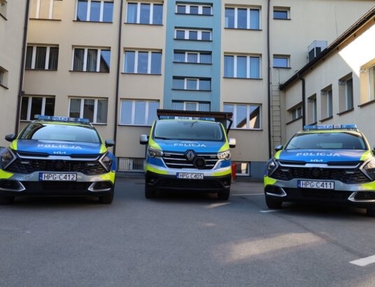 Nowe bryki dla policjantów w powiecie suskim | WIDEO, ZDJĘCIA