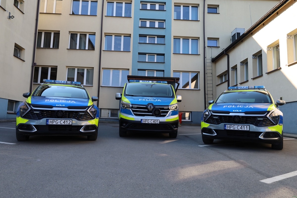 Nowe bryki dla policjantów w powiecie suskim | WIDEO, ZDJĘCIA