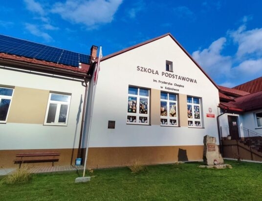 Zakupili działki przy szkołach w Kojszówce i Żarnówce