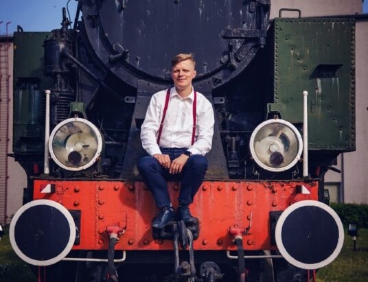 Spotkanie z „Konduktorem Przemkiem” w cieszyńskiej bibliotece