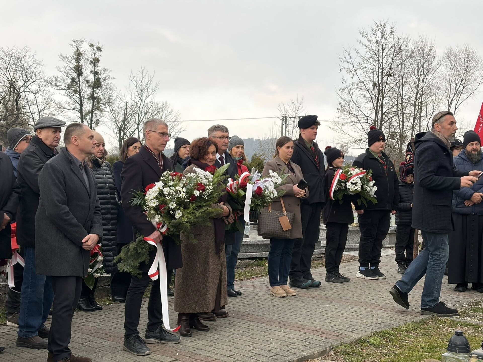 Pamięć o pisarce nie ginie. W Górkach Wielkich upamiętniono Zofię Kossak